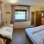 게스트하우스 Schwemberger Ohne Fruehstueck 3*