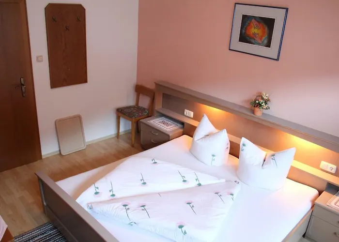 Гостевой дом Schwemberger Ohne Fruehstueck 3*