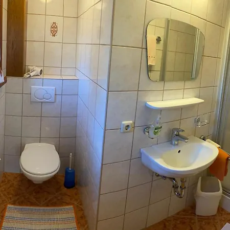 Πανσιόν Schwemberger Ohne Fruehstueck 3*