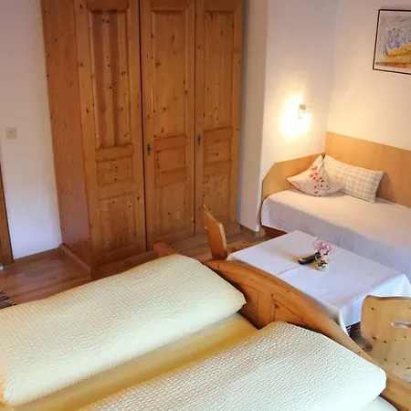 Schwemberger Ohne Fruehstueck 3* Mayrhofen